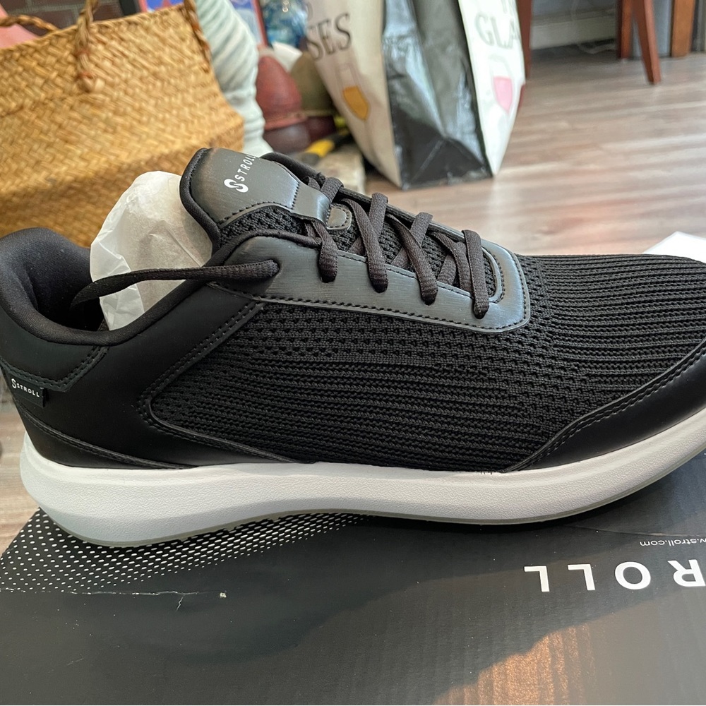 GOLF - Mens shoe size 9.5 New in box